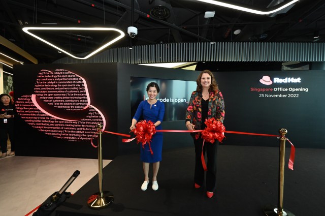Red Hat Expands Regional Headquarters In Singapore Cio World Asia